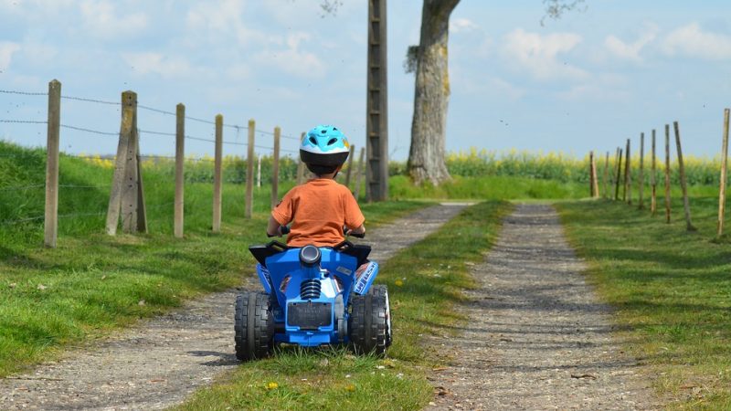 Le quad électrique enfant, un moyen de transport inter-urbain adapté pour un enfant